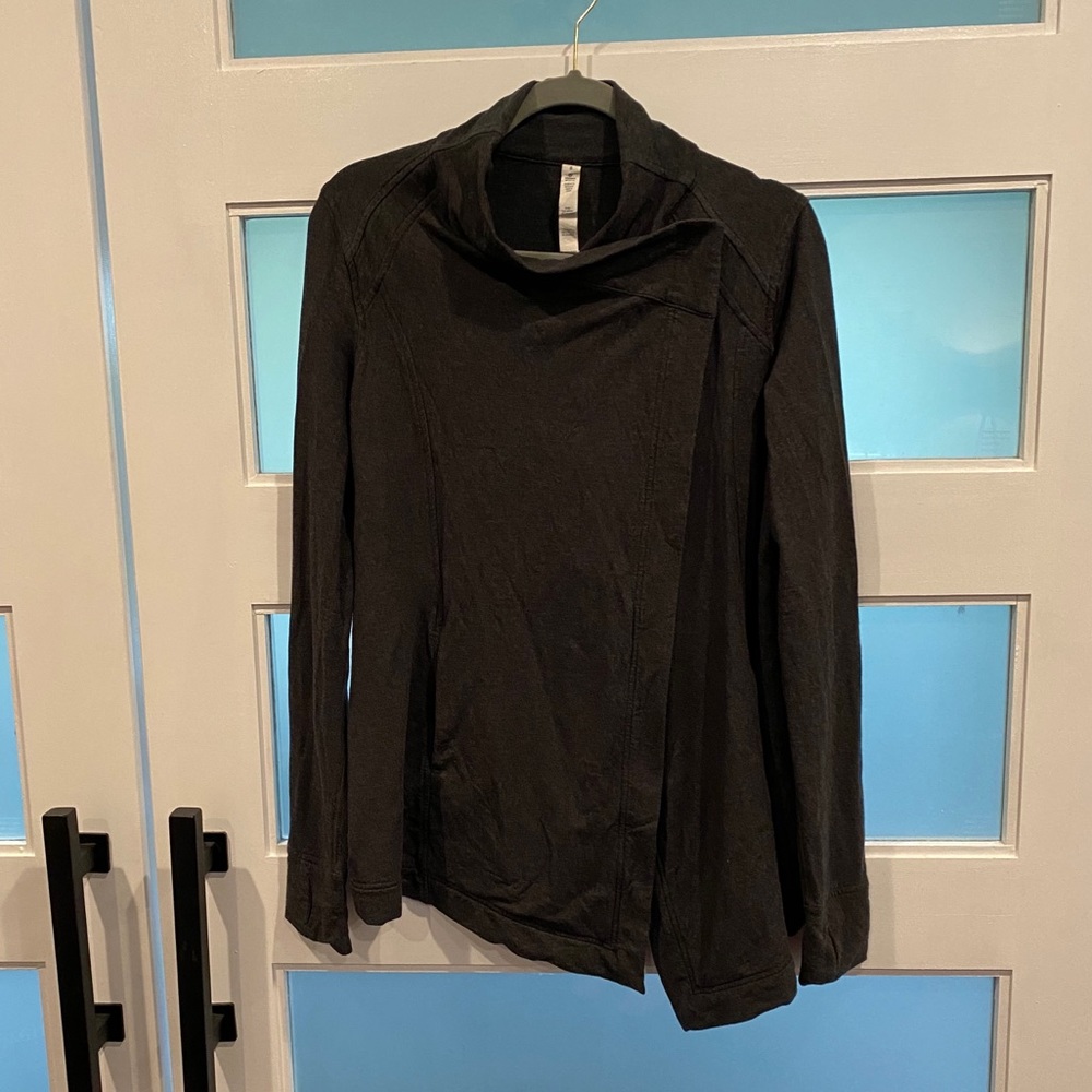Lululemon Belle Wrap